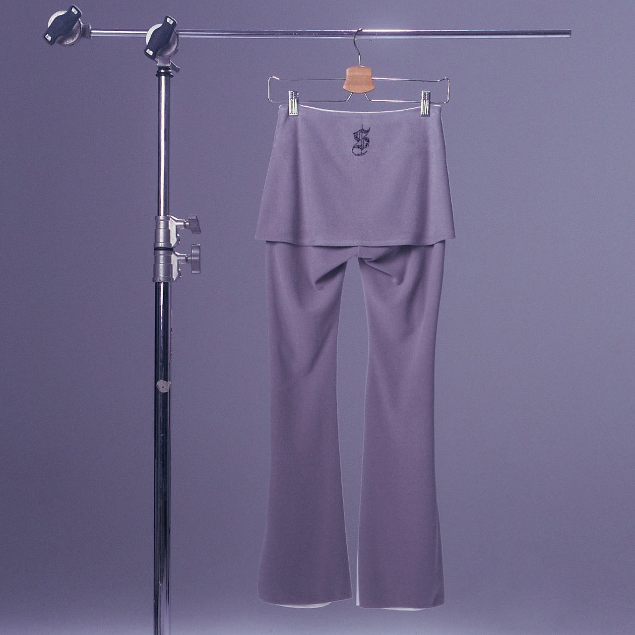 【S$ Diamond Dollar Collection】Cut-out Layered Skirt Pants - WHITE-GREY Pattern