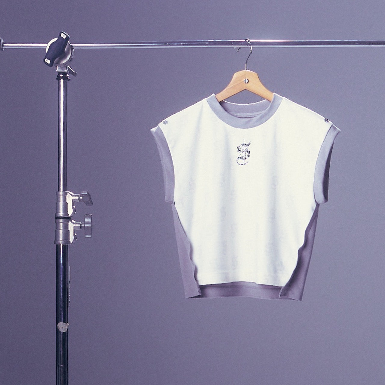 【S$ Diamond Dollar Collection】Exposed Stitch Diamond Dollar Logo Vest - WHITE-GRAY Pattern