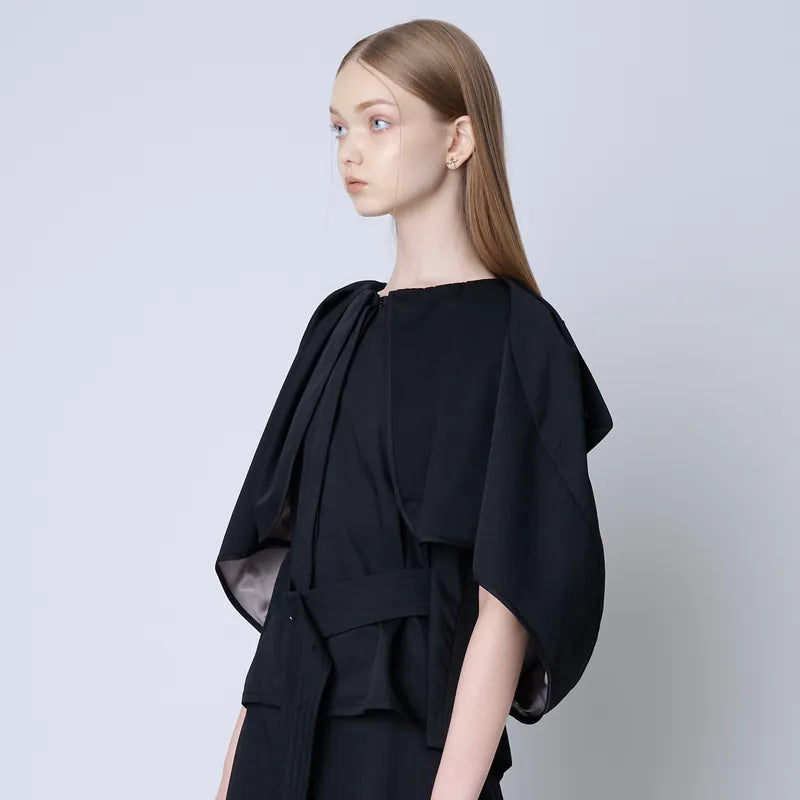 【 Seivson X るー：雲の夢 】Cloud 3D-Cut Cape Coat - BLACK